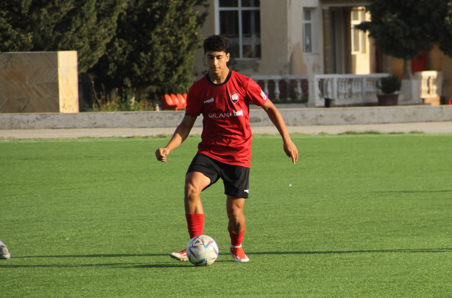 “Hər futbolçunun arzusu millidən dəvət almasıdır”