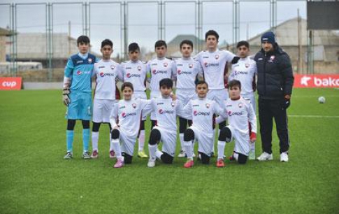 U-14-dən mövsümün 2-ci mükafatı