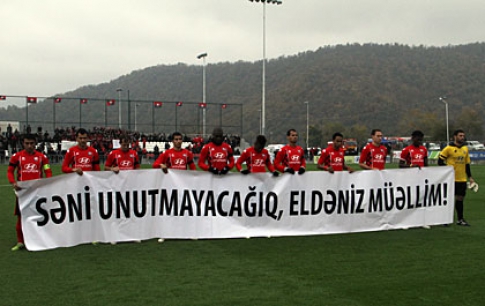 «Qəbələ»-«Kəpəz» matçı bir dəqiqəlik sükutla başladı