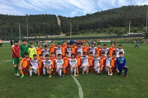 U-12 «İzmir cup»da qüvvəsini sınadı