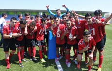 U-17-dən «Qızıl dubl» - Fotoreportaj