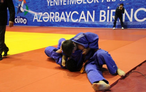 Gabala judo fighters winning 5 medals