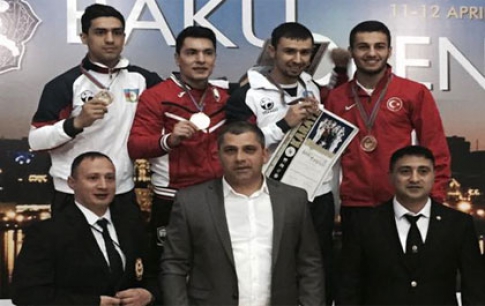 Hasanov gaining gold medal in Baku Open Karate Championship