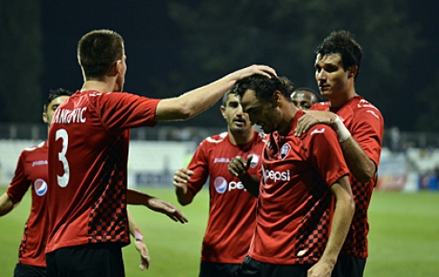 Gabala start league season with draw