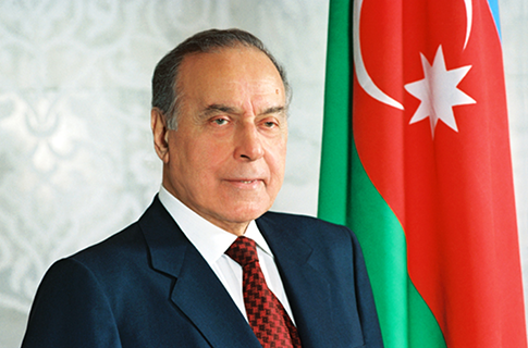 Azerbaijan commemorating 15th anniversary of national leader Aliyev's death