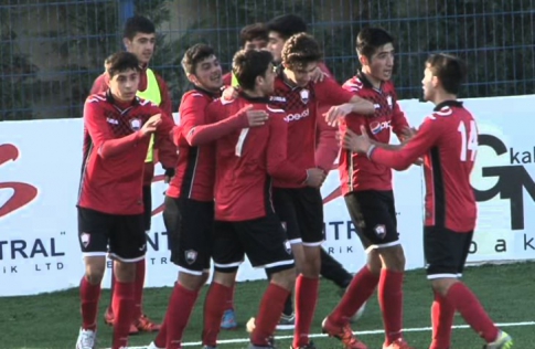 Two Gabala youth teams hitting cup