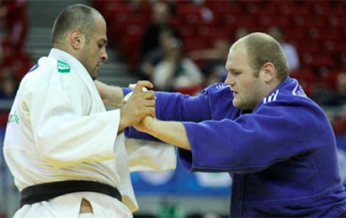 Kokauri winning bronze medal in Prague