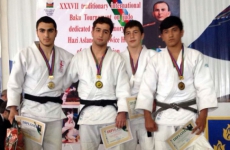 Judocas striking 4 medals in international tournament