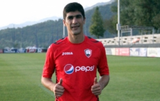 Elnur Allahverdiyev signs for Gabala