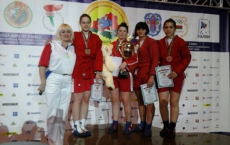 Sambo women gaining World Cup medals