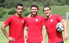 Trio about Holland camp